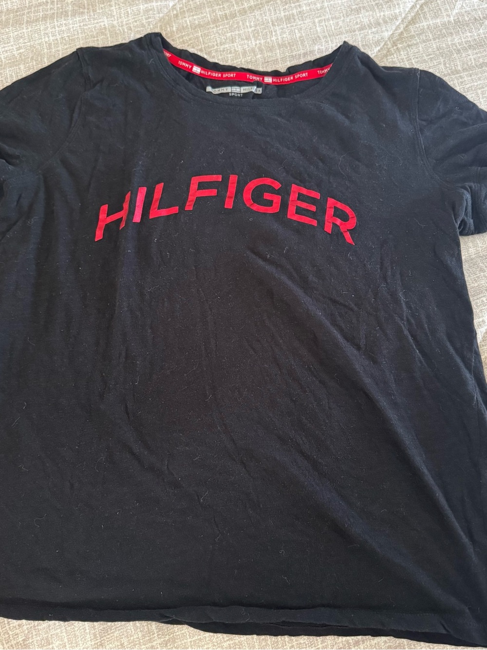 Tommy Hilfiger Women’s Black T-Shirt with Red Logo
